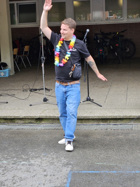 2025 07 09 Schools out party 17