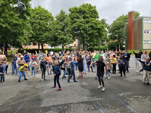 2025 07 09 Schools out party 58